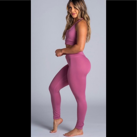 High V Cut NC Shape Define Max Leggings Orange Fresh - Picture 3 of 13